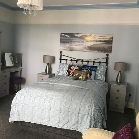 Craig-Y-Mor Hotel Criccieth Eksteriør billede