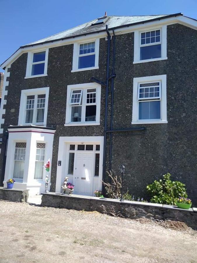 Craig-Y-Mor Hotel Criccieth Eksteriør billede