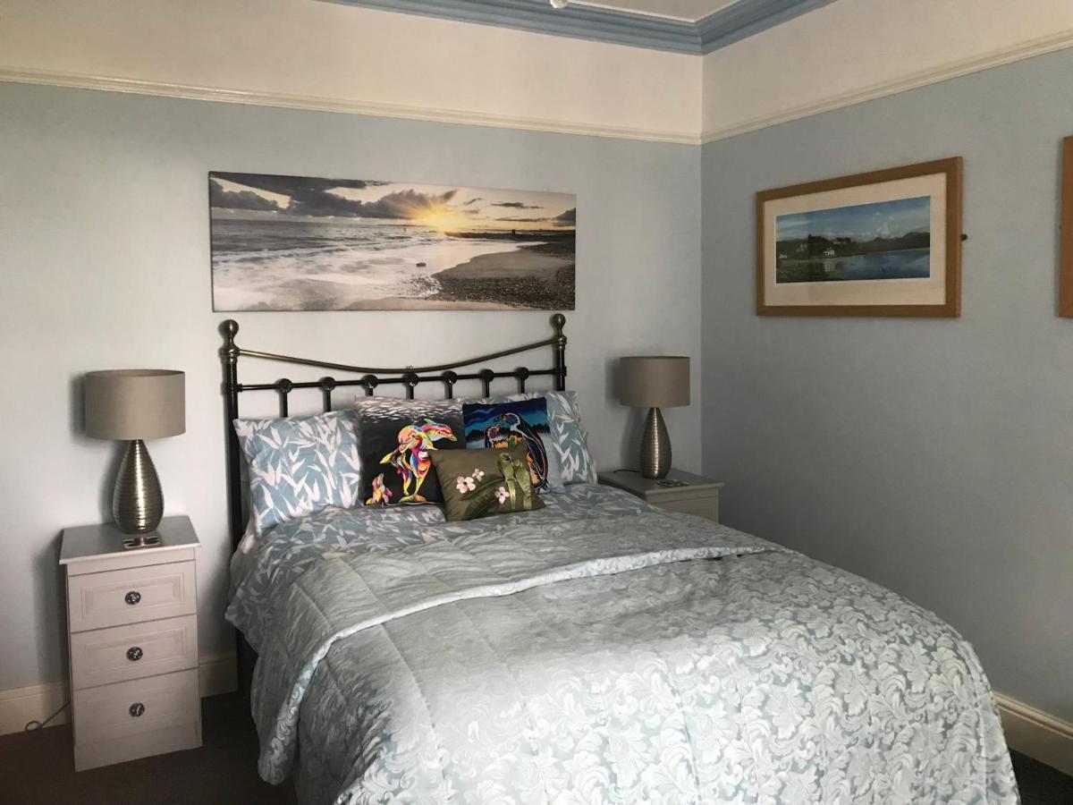 Craig-Y-Mor Hotel Criccieth Eksteriør billede