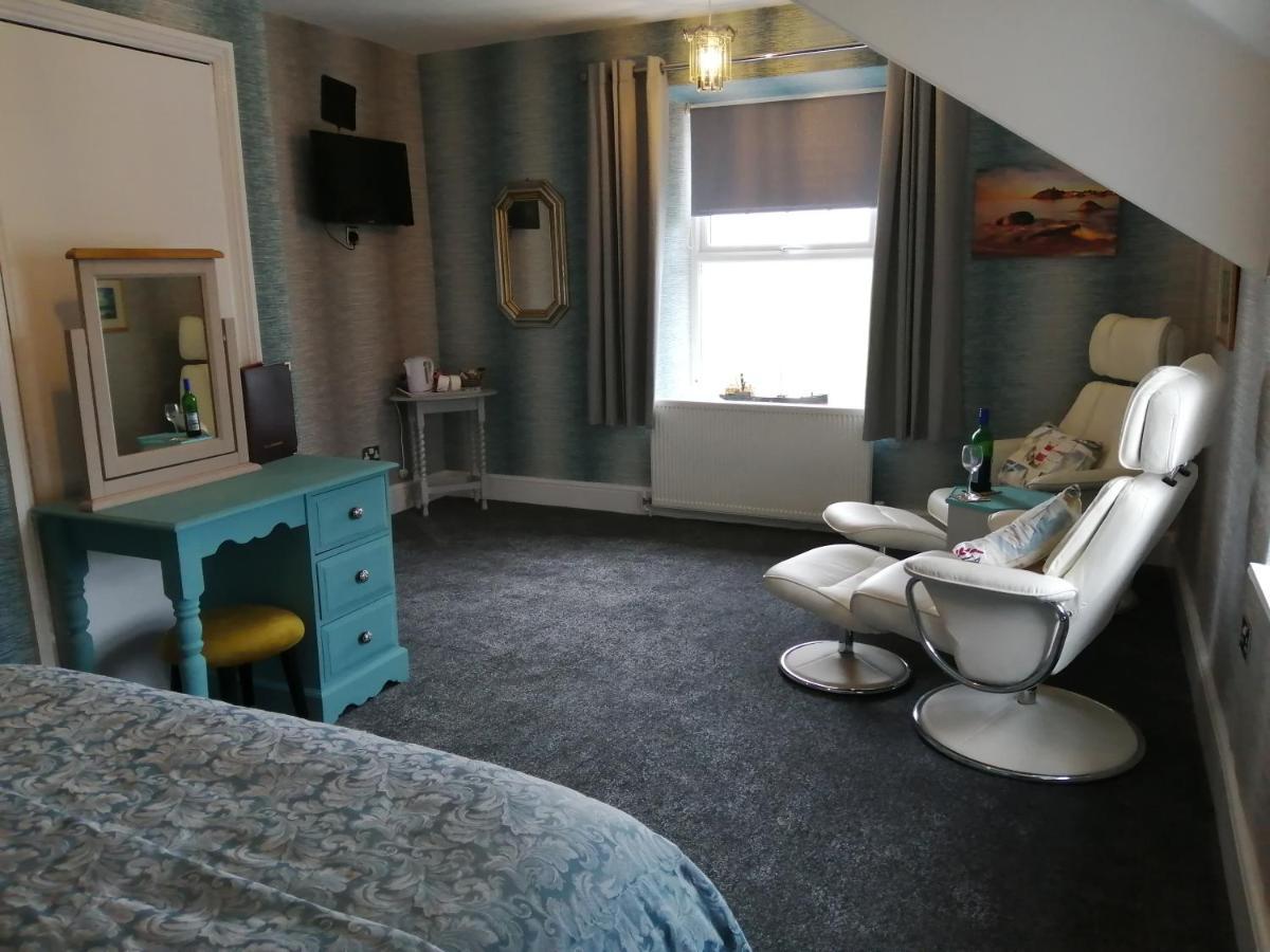 Craig-Y-Mor Hotel Criccieth Eksteriør billede